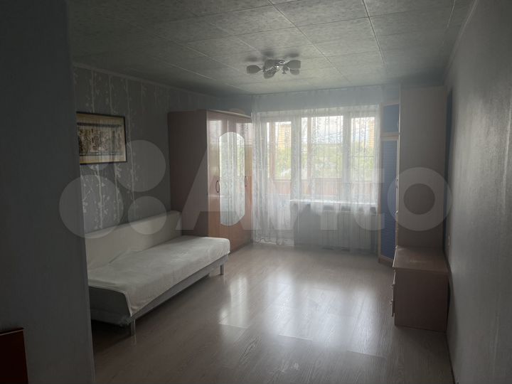 1-к. квартира, 40 м², 8/12 эт.