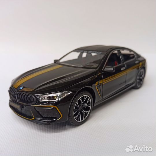 Машинка инерционная BMW M8 Manhart 1:24