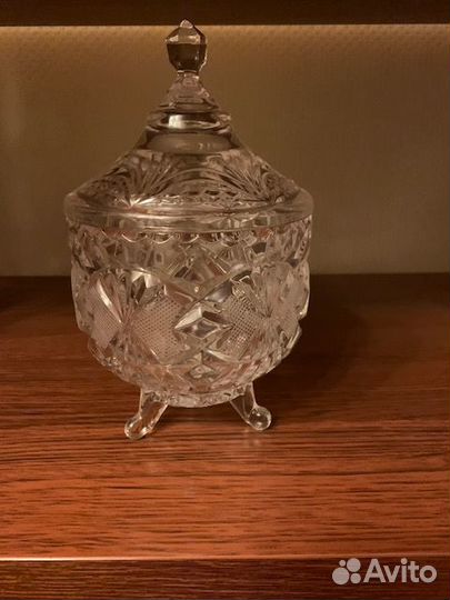 Ваза хрустальная