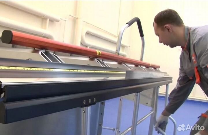 Работник на листогиб