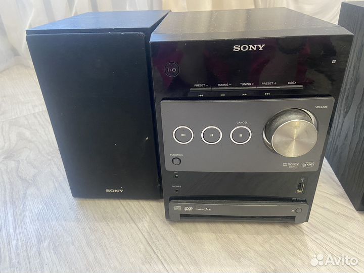 Музыкальный центр sony