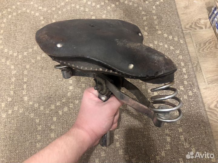 Редкое велосипедное седло зиф 21В