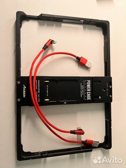 Держатель Accsoon Power Cage для планшета
