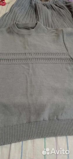 Костюм-юбка, кофта. р 46-48