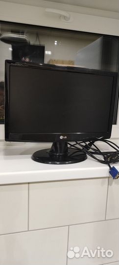 Монитор LG