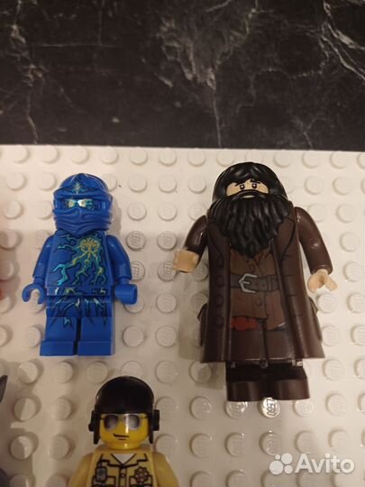 Lego Minifigures разные