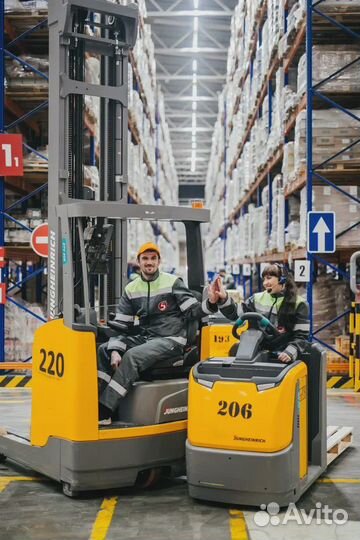 Водитель погрузчика