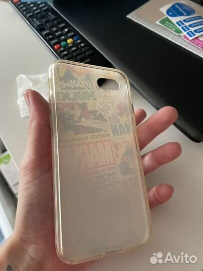 Чехол на iPhone 7