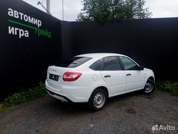 LADA Granta 1.6 МТ, 2020, 59 800 км