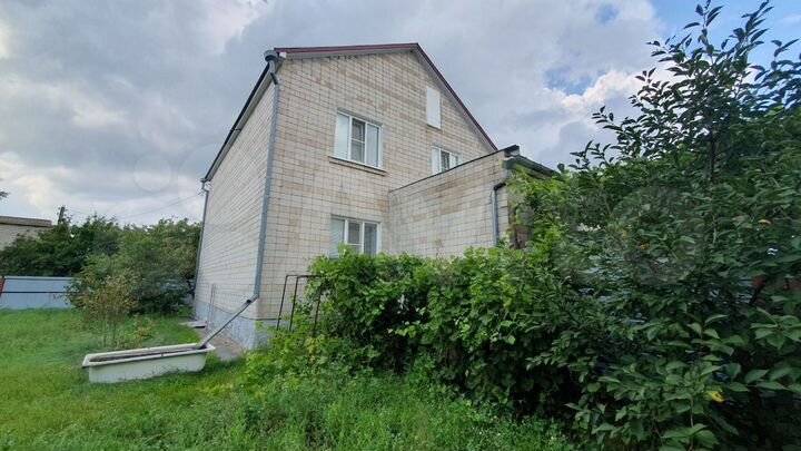 Дом 280 м² на участке 9 сот.