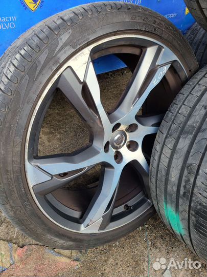 Комплект колес летних R22 31650460