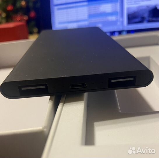 Портативное зарядное устройство 4000mAh