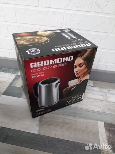 Чайник электрический redmond