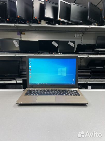 Ноутбук Asus D541N