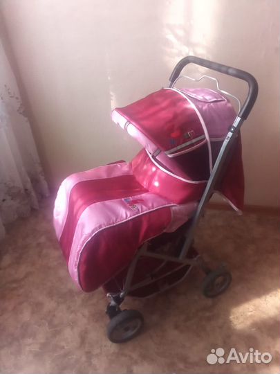 Прогулочная коляска