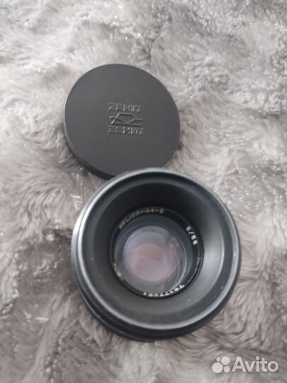 Объектив Helios-44-2