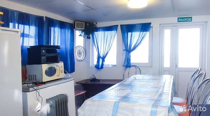 Прогулочный пассажирский теплоход