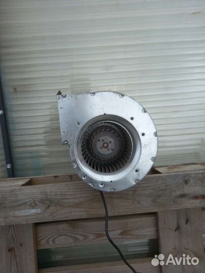 Вентилятор вытяжной улитка 380 v 1.1Kw