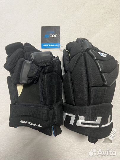 Хоккейные перчаики True XC5 черные р15