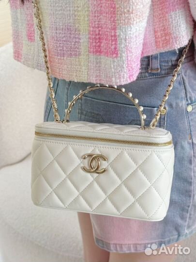 Сумка chanel vanity 16 белая
