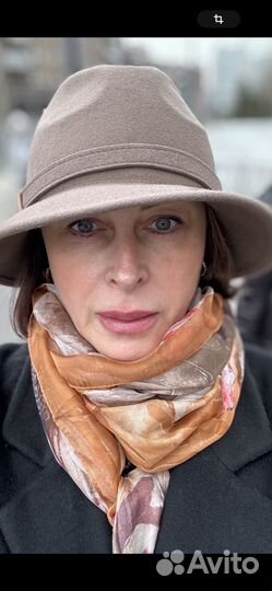 Шляпа фетровая женская