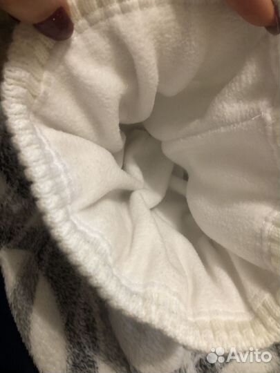 Комплект перчатки и шапка zara