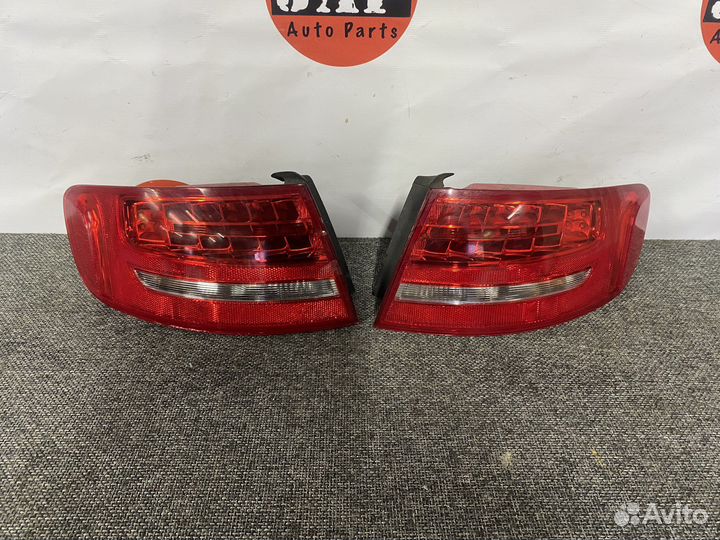 Фонарь левый правый Audi A4 B8