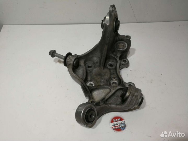 Кулак задний правый Honda Accord 8 K24A