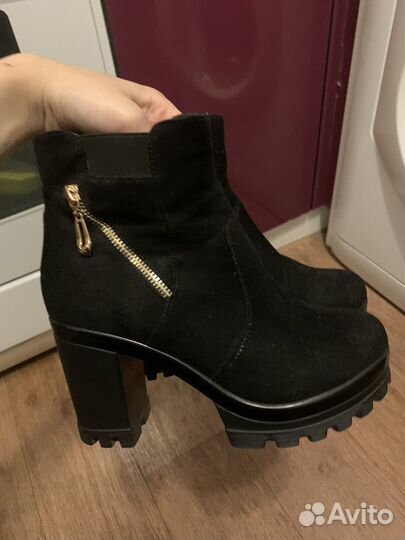 Сапоги женские