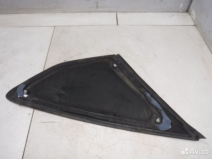 Стекло кузовное глухое Focus 3