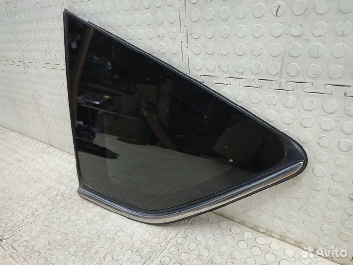Стекло кузова заднее левое Toyota Rav4 XA40