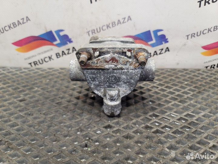 Клапан ускорительный