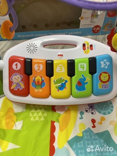 Развивающий коврик с пианино fisher price