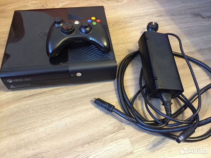 XBox 360 E 500гб