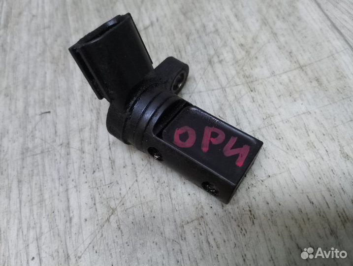 Датчик коленвала передний Nissan Almera N16 1.5