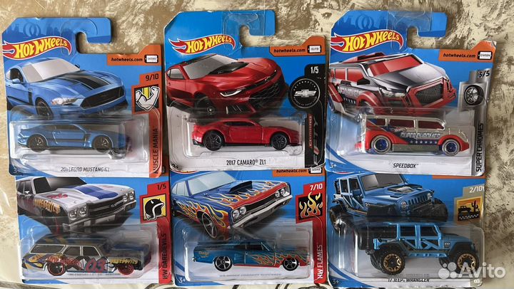 Hot wheels машинки