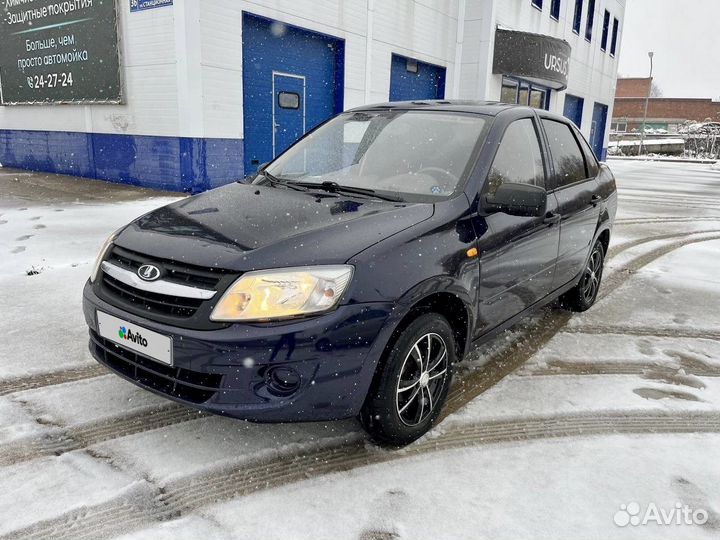 LADA Granta 1.6 МТ, 2012, 200 000 км