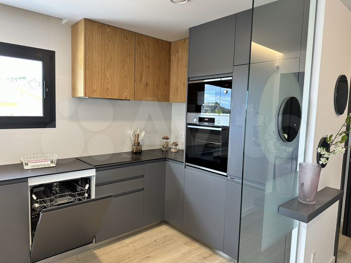 3-к. квартира, 90 м² (Испания)