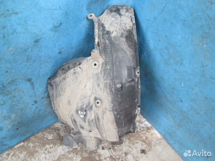 Подкрылок передний правый задняя часть Infiniti FX