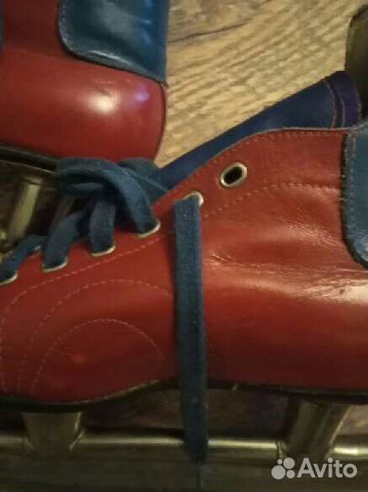 Коньки хоккейные