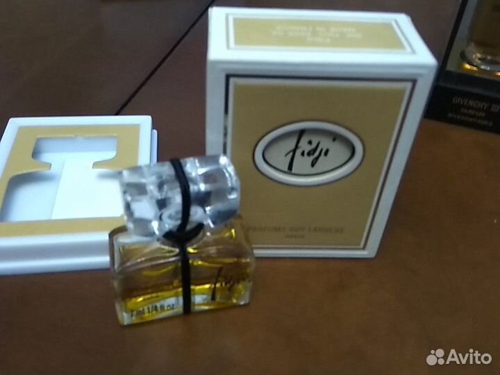 Fidji, Bal a Versailles, Givenchy, Infini, Joy и д