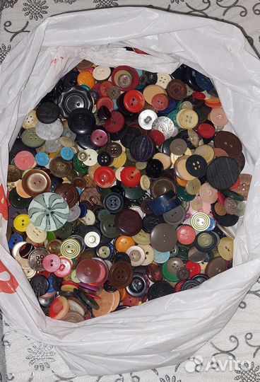 Пуговицы