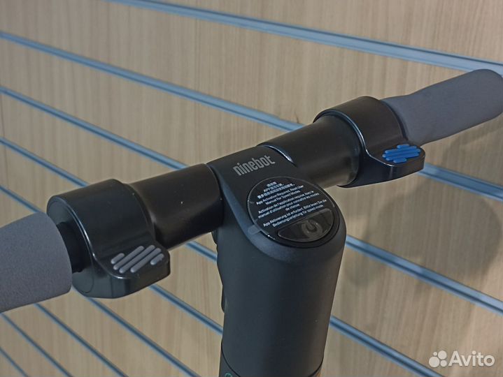 Электросамокат Ninebot KickScooter ES1