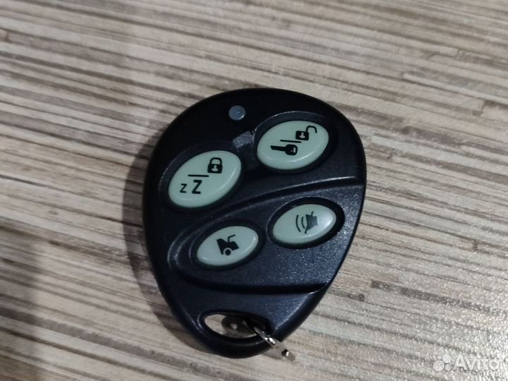 Брелок сигнализации tomahawk