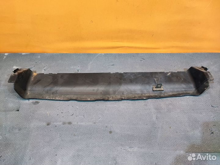 Воздуховод радиатора нижний Volkswagen Tiguan 5N1