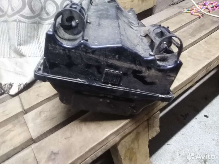 Прикормочный кораблик