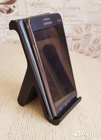 Подставка для телефона или планшета