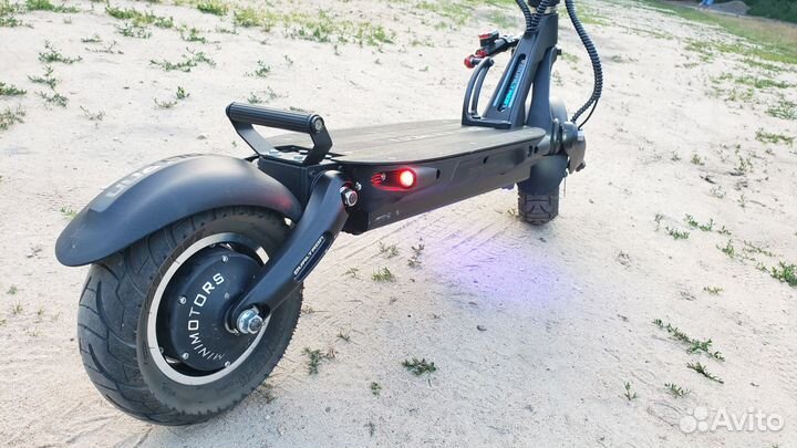 Электросамокат Dualtron Victor