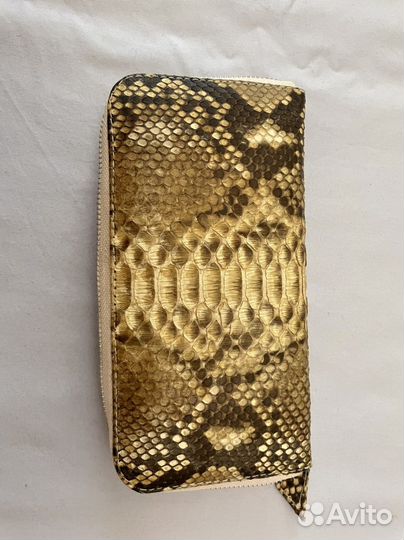 Изделия из кожи питона