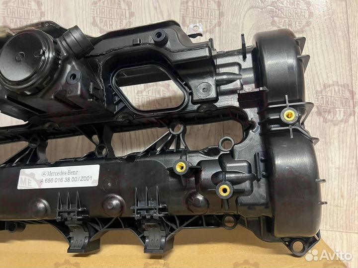 Клапанная крышка Mercedes OM656 A6560163800